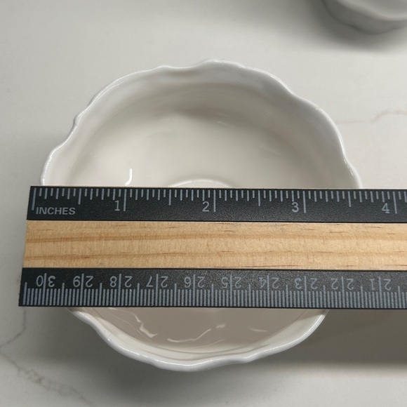 Vintage Royal Albert Bone China Creamer and Sugar Bowl with Pink Rose Motif - Picture 10 of 16